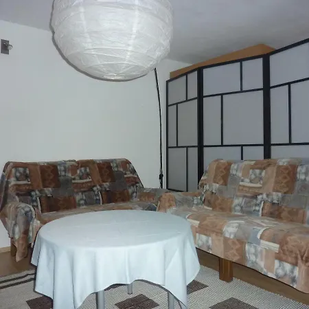 Saskia Apartment